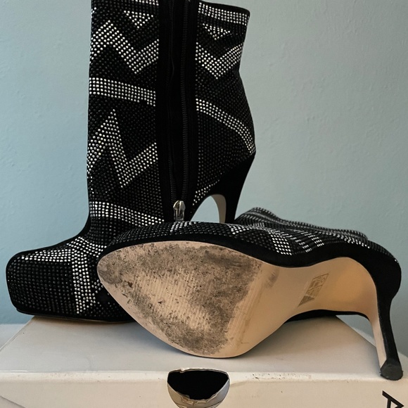 ALDO Rhinestone Booties - Picture 4 of 8